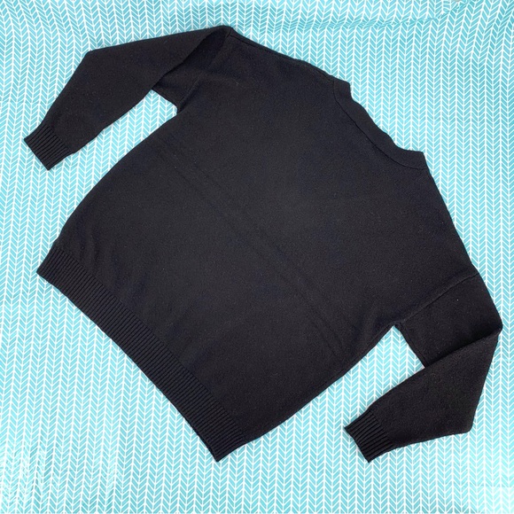 Adyson Parker NWT Black Button V-Neck Sweater, 2X - Picture 2 of 11